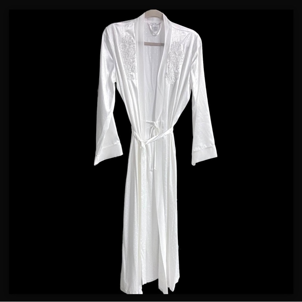 Linea Donatella Long Satin Robe for Ladies;Size Small/Medium